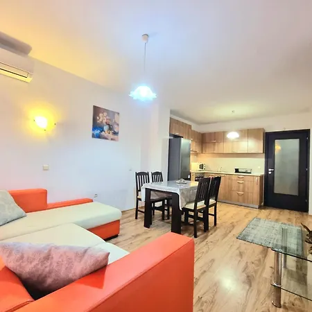 Sweet Kish One Bedroom In Zornitca *