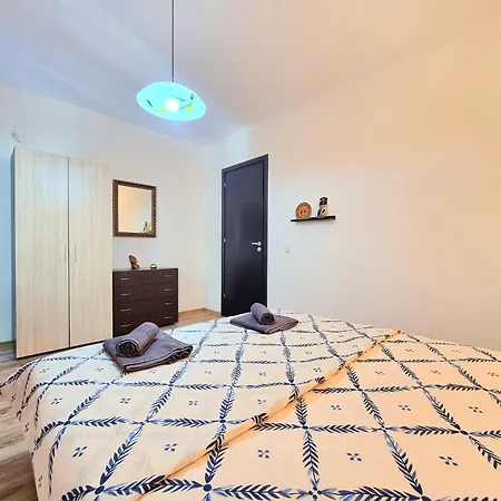 Apartament Sweet Kish One Bedroom In Zornitca